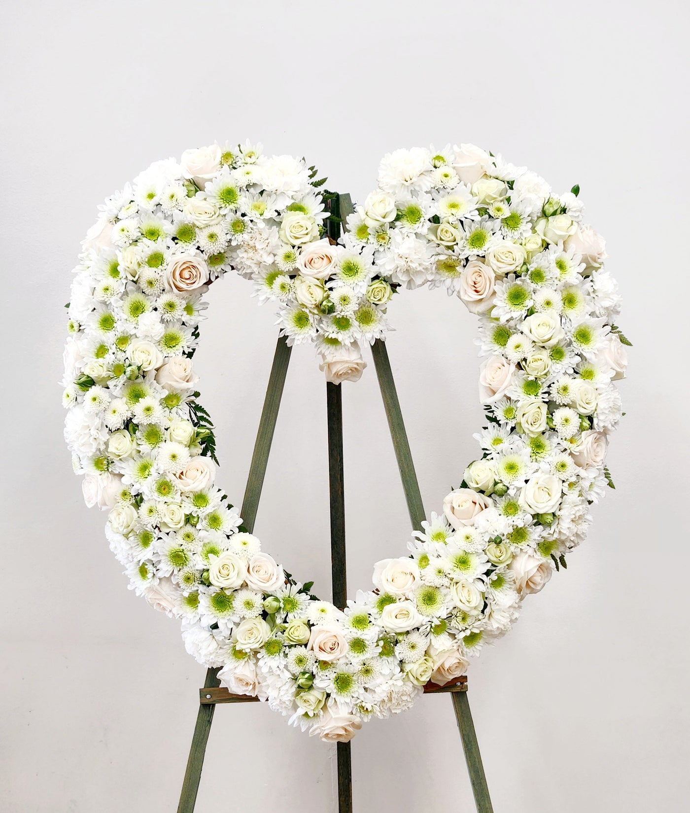 Ring of Radiance - Long Beach Florist | Same Day Flower Delivery