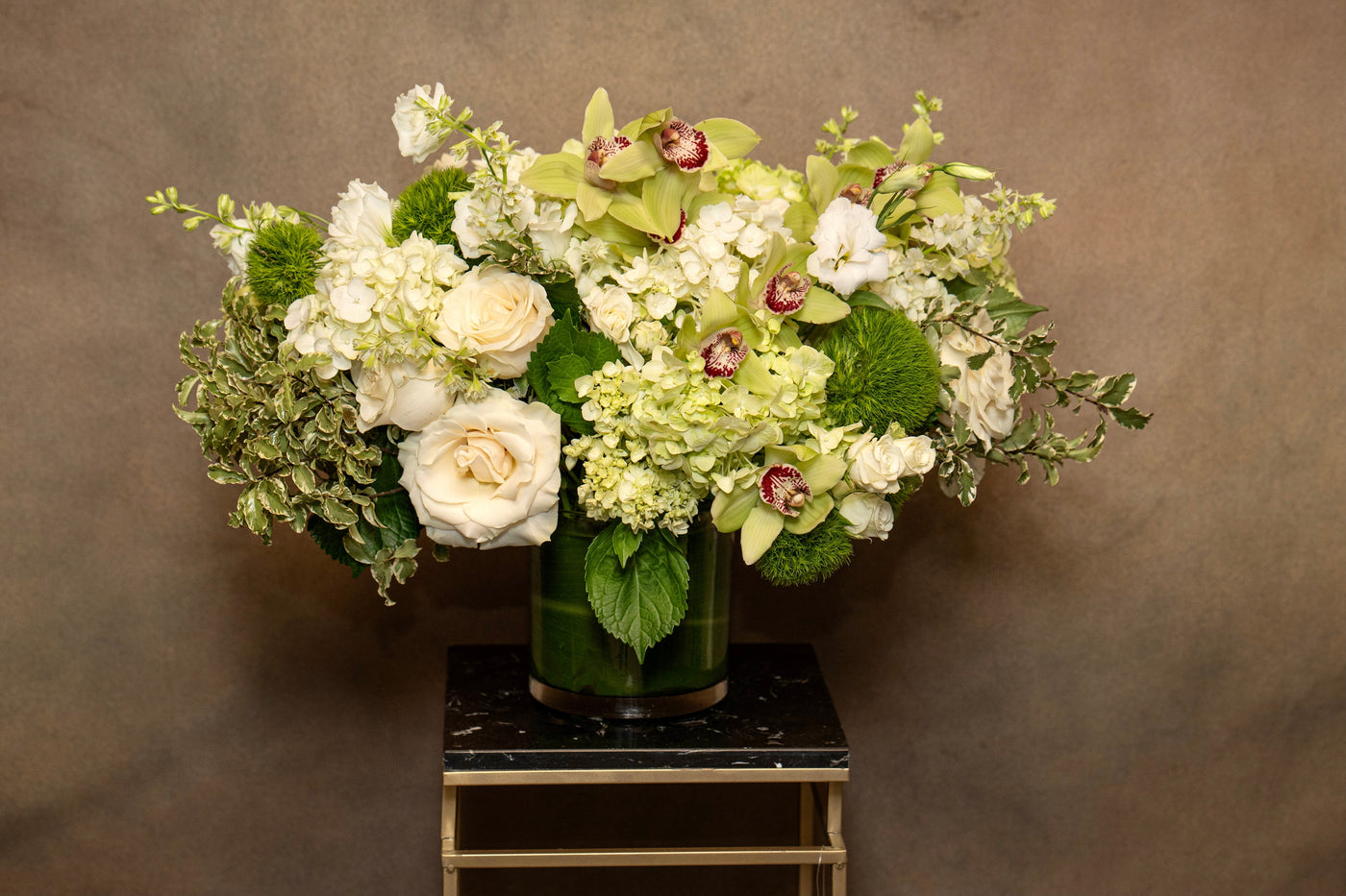 TIMELESS GARDEN Greens and whites - Los Angeles Florist
