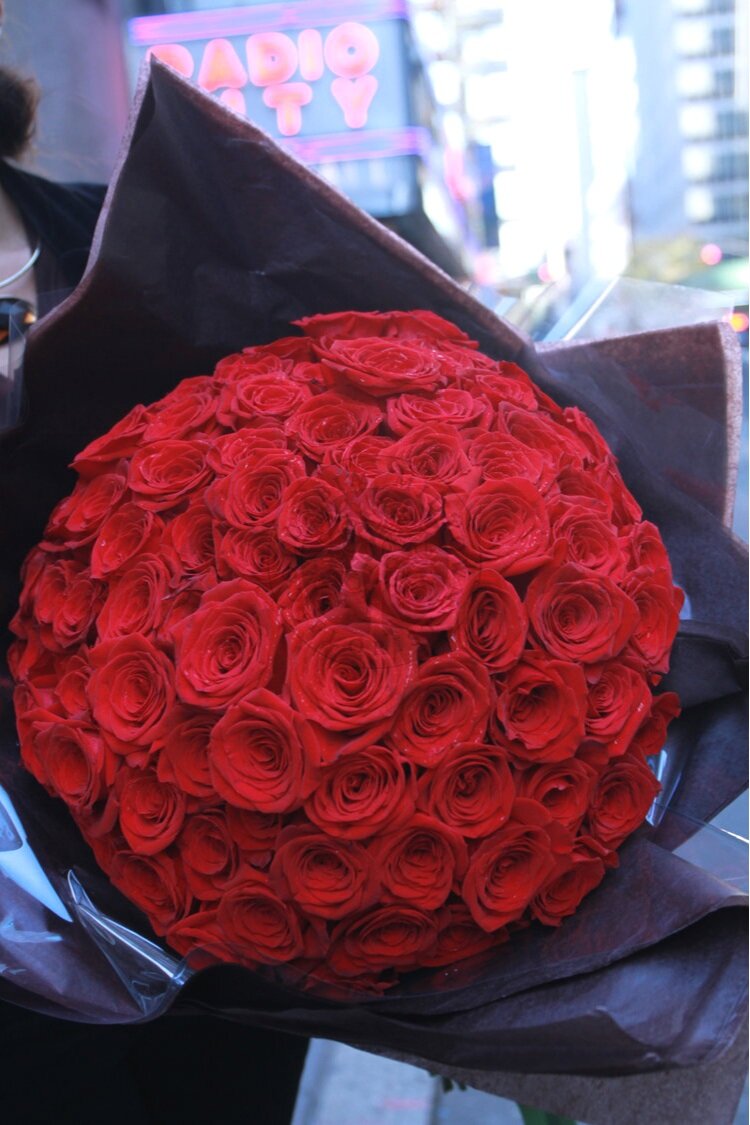 100 Kisses - Los Angeles Florist
