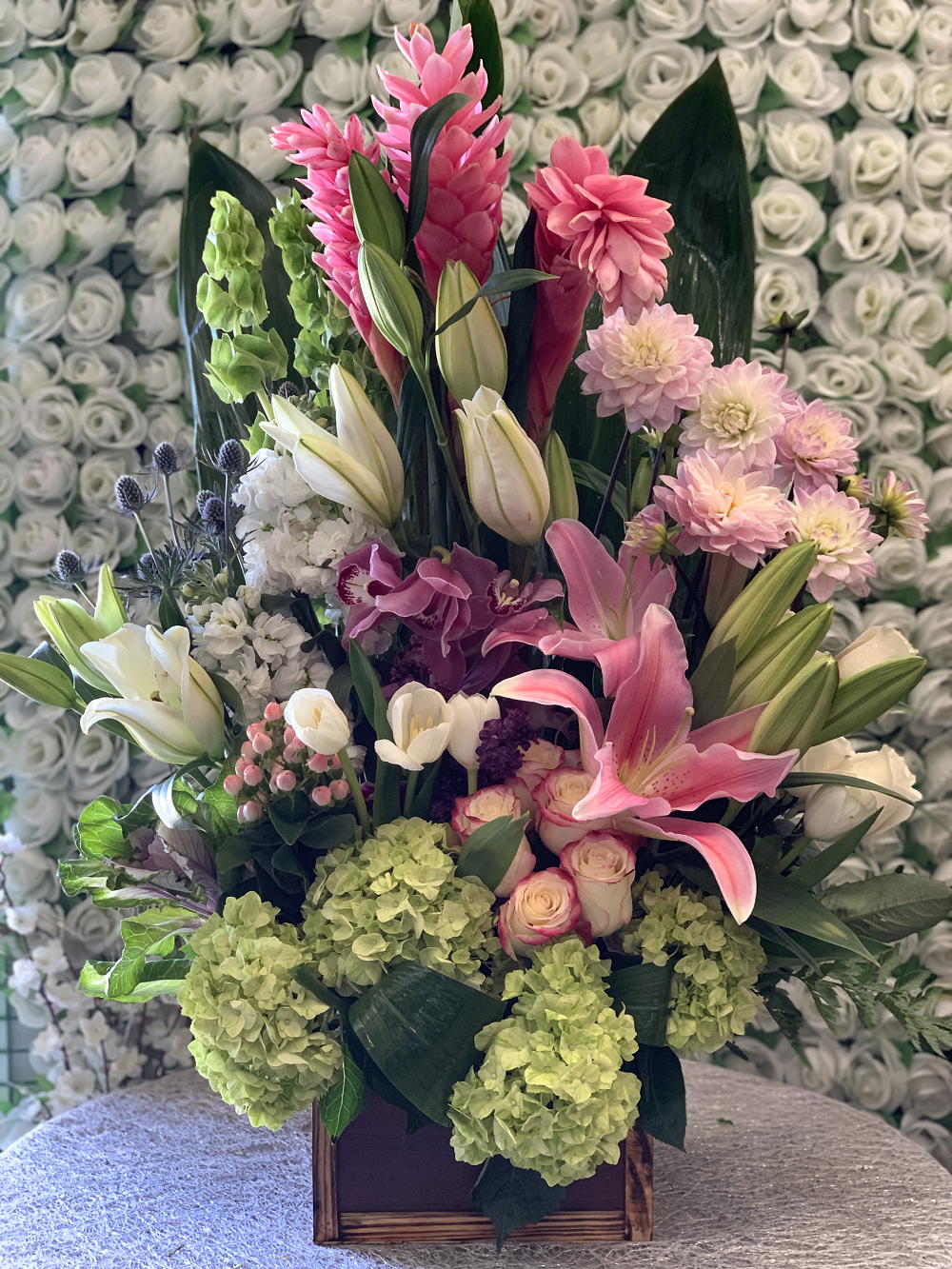Light Up | Flower Shop West Los Angeles